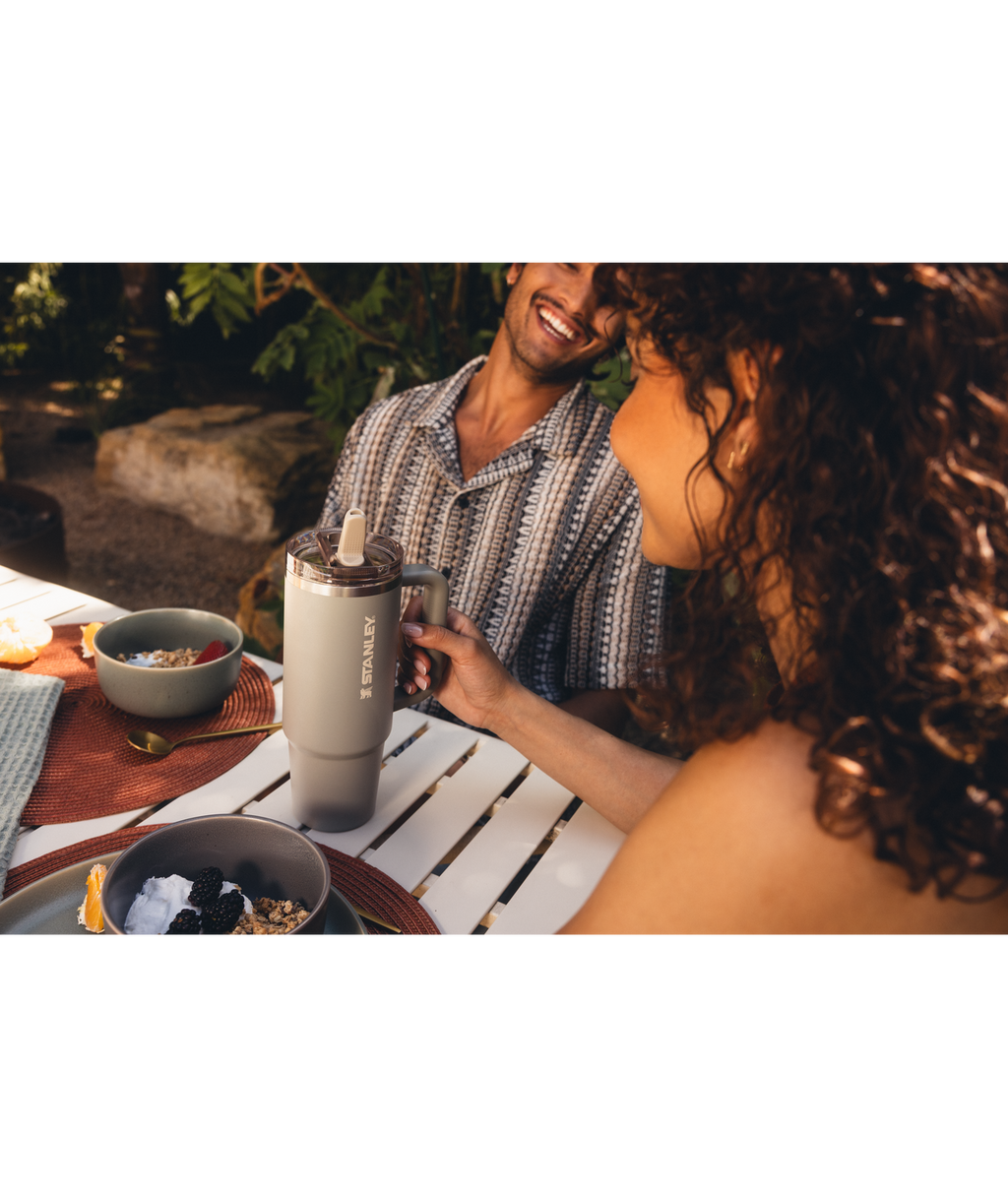 Quencher ProTour™ Flip Straw 890 ml