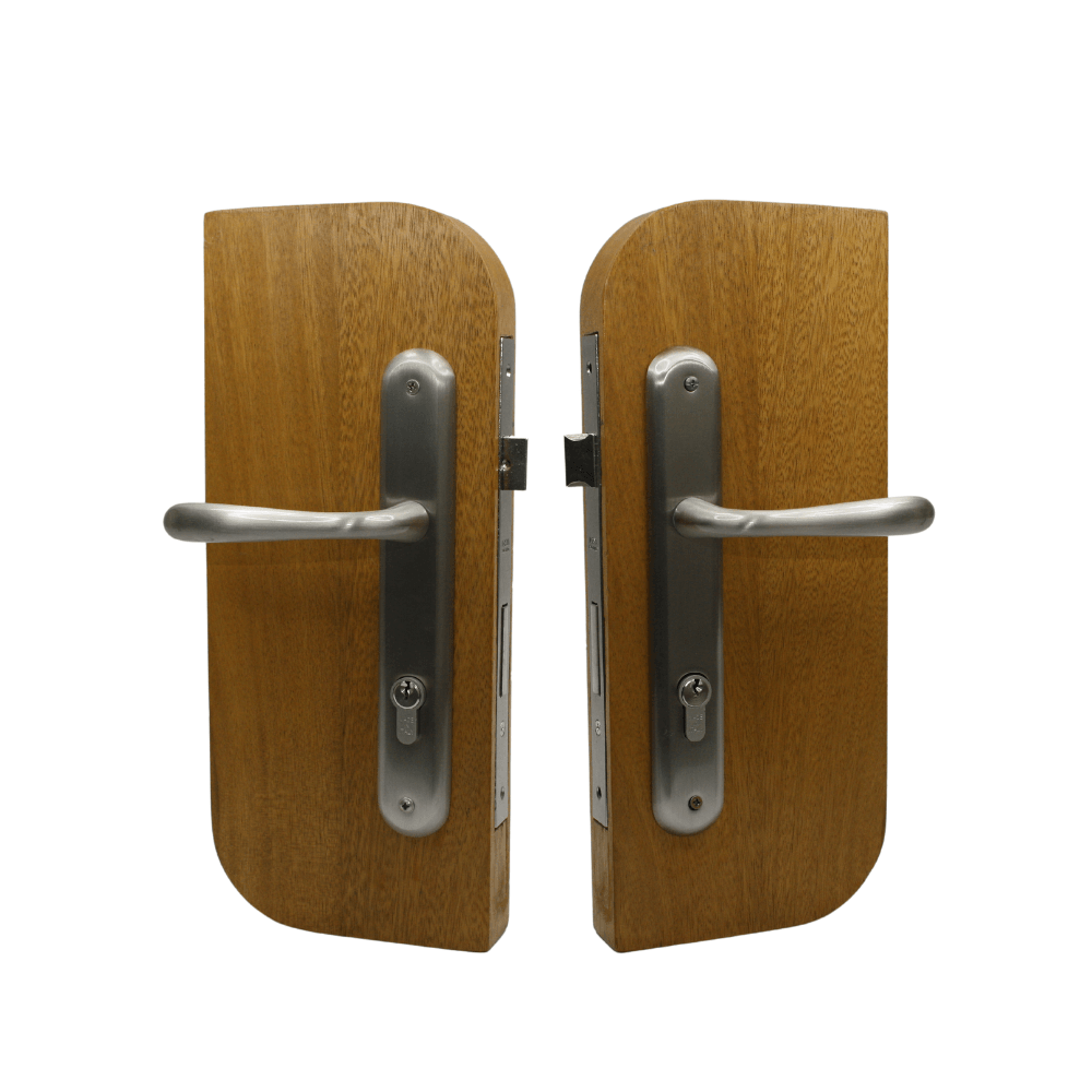 Chapa Puerta Garda 670NS M/M