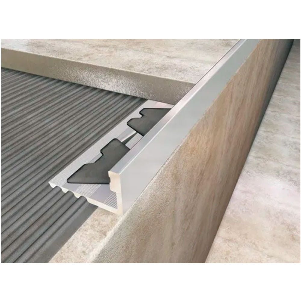 Perfil L Esquina Moldumet Aluminio 10mm A3060 Anodizado Cromo Mate de 2.50mt