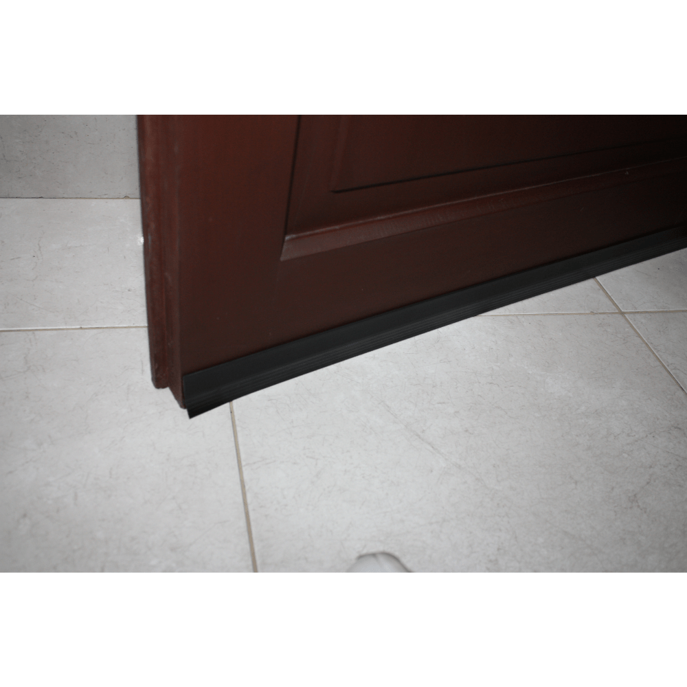 Burlete de Puerta Antipolvo Nefusac 101898 44mm x 1mt Negro