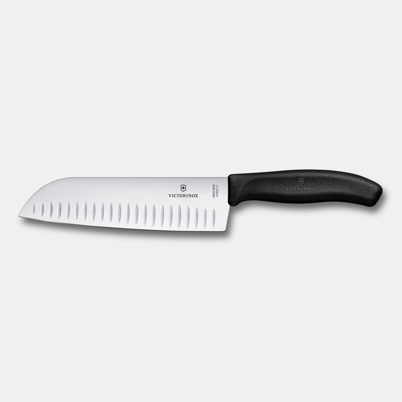 Cuchillo Santoku Swiss Classic c/alvéolos. Hoja 17 cm