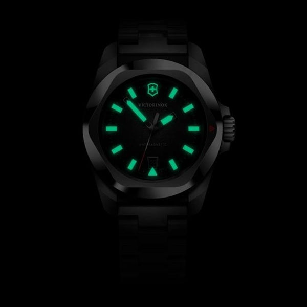 Reloj I.N.O.X. Quartz correa de acero